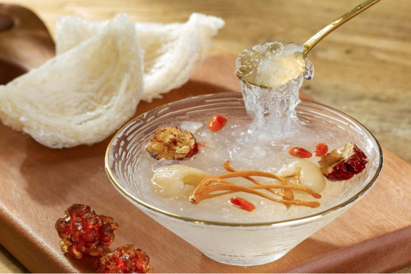 Mẹ bầu có nên bổ sung yến sào? Bí quyết dùng yến đúng cách để tốt cho cả mẹ và bé